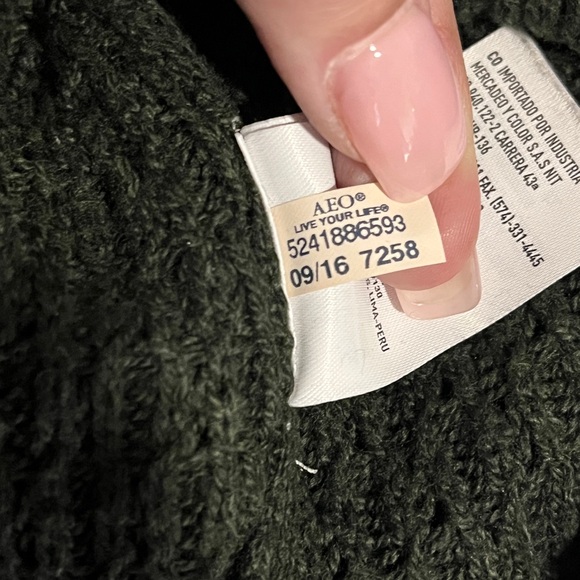 American Eagle Outfitters Green V-Neck Sweater Y2K Textured Knit Small - Picture 8 of 8